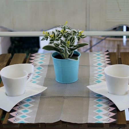 Cozy Studio Apartment In Pireus Ngoại thất bức ảnh