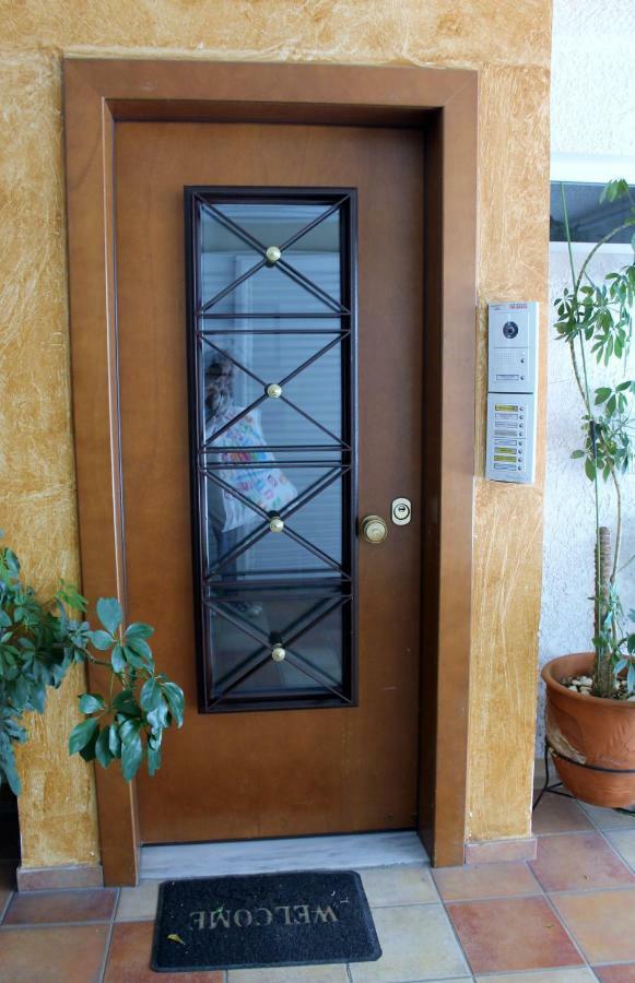 Cozy Studio Apartment In Pireus Ngoại thất bức ảnh