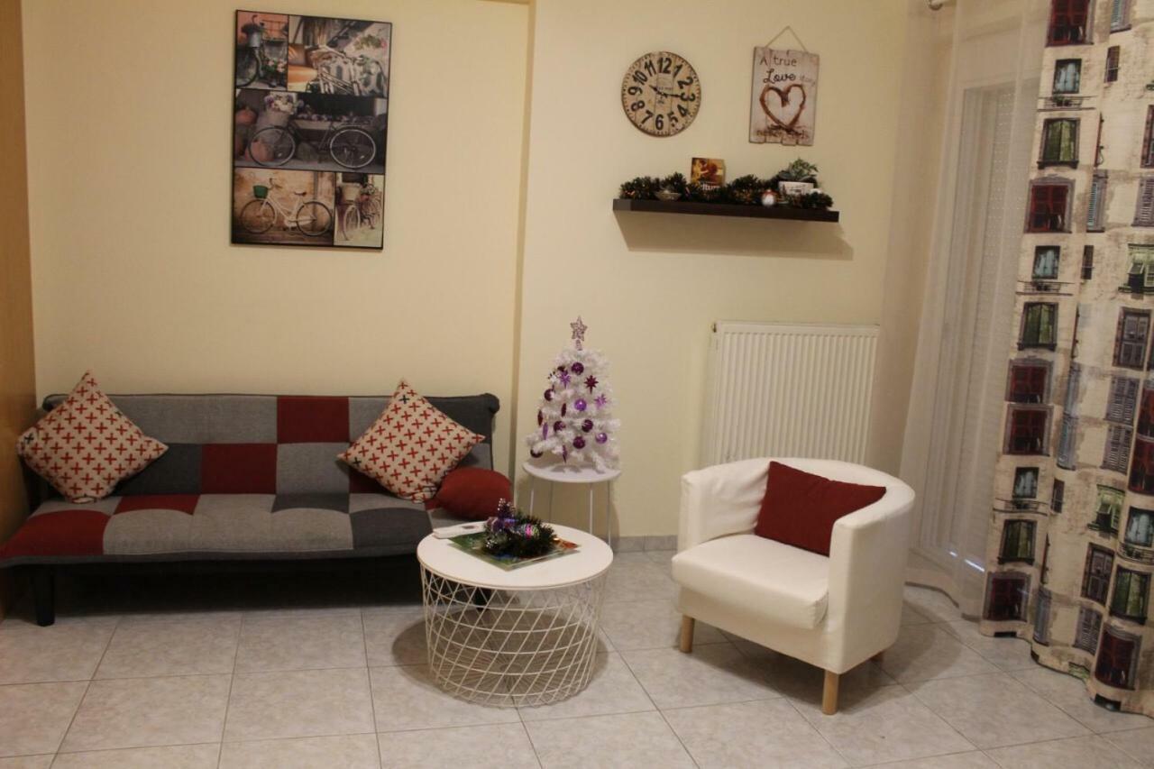 Cozy Studio Apartment In Pireus Ngoại thất bức ảnh